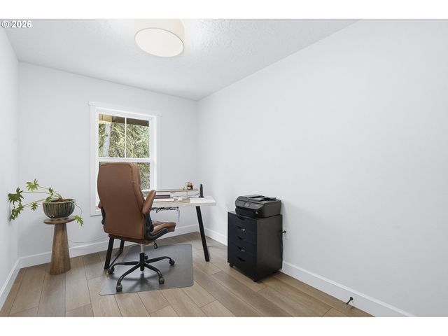 15680 S WAVE Rd, Mulino, OR 97042