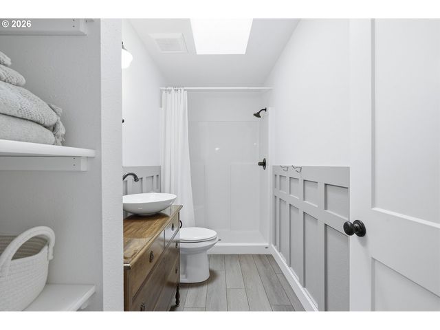 15680 S WAVE Rd, Mulino, OR 97042