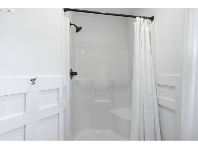 15680 S WAVE Rd, Mulino, OR 97042