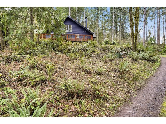 15680 S WAVE Rd, Mulino, OR 97042