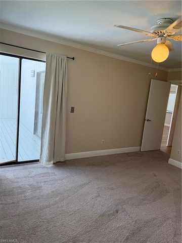 8198 Lark LN, Fort Myers, FL 33967