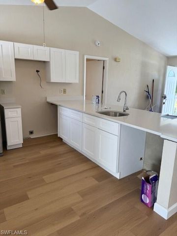 8198 Lark LN, Fort Myers, FL 33967