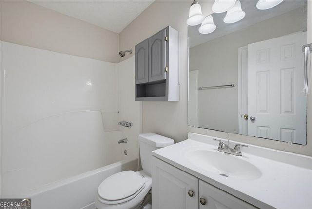 2340 Hollie Lane, Cumming, GA 30040