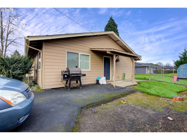 908 Ne 1ST Ave, Battle Ground, WA 98604