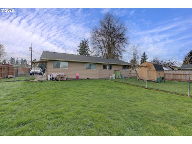 908 Ne 1ST Ave, Battle Ground, WA 98604