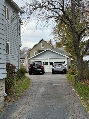 42 School St 2, Arlington, MA 02476