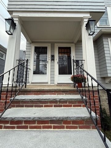 42 School St 2, Arlington, MA 02476