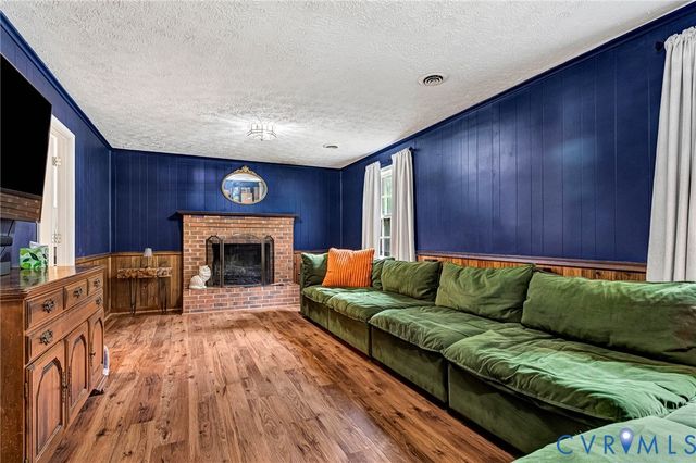 3324 E Princeton Rd, Petersburg, VA 23805