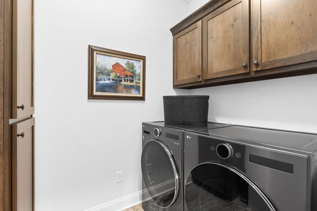 3831 E Brookdale Terrace, Springfield, MO 65802