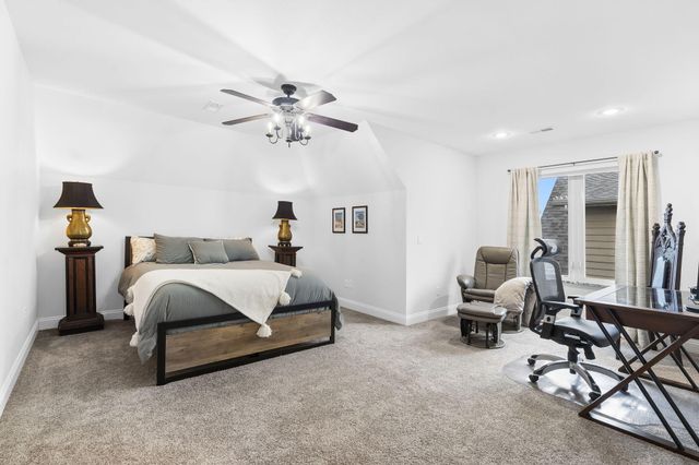 3831 E Brookdale Terrace, Springfield, MO 65802