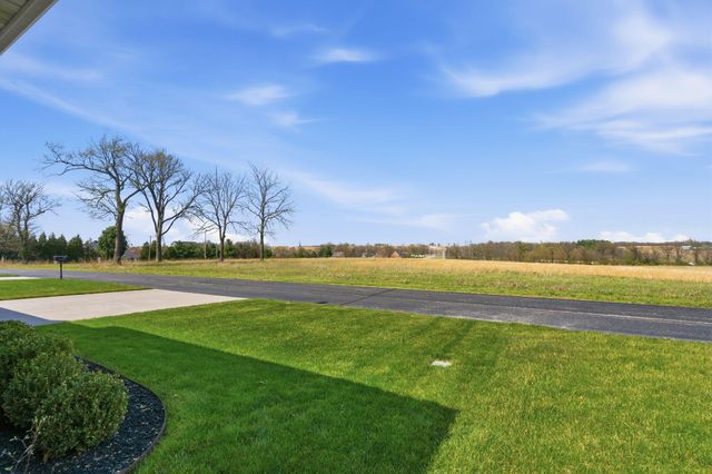 3831 E Brookdale Terrace, Springfield, MO 65802