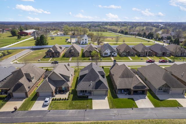 3831 E Brookdale Terrace, Springfield, MO 65802