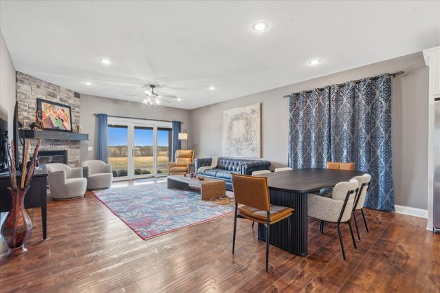 3831 E Brookdale Terrace, Springfield, MO 65802