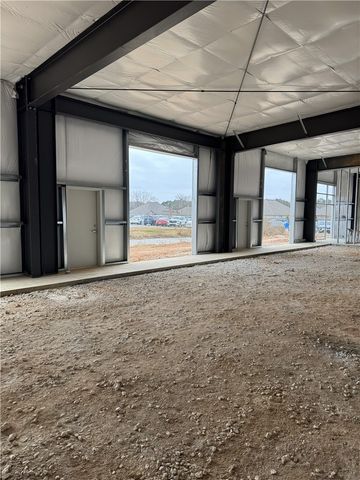 2420 S 8th Street Suite 1&5, Rogers, AR 72758