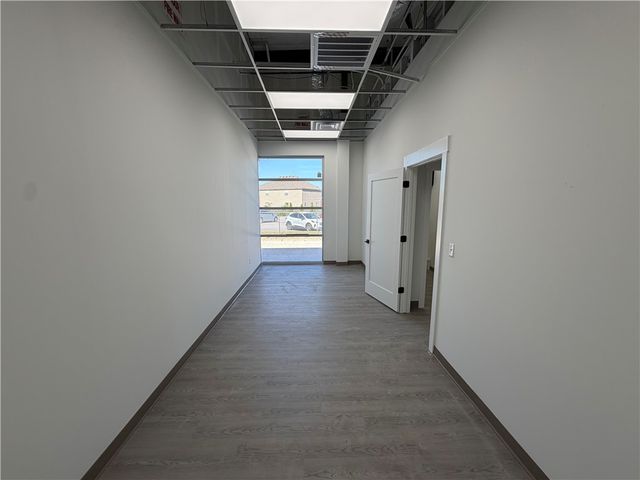 2420 S 8th Street Suite 1&5, Rogers, AR 72758