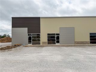 2420 S 8th Street Suite 1&5, Rogers, AR 72758