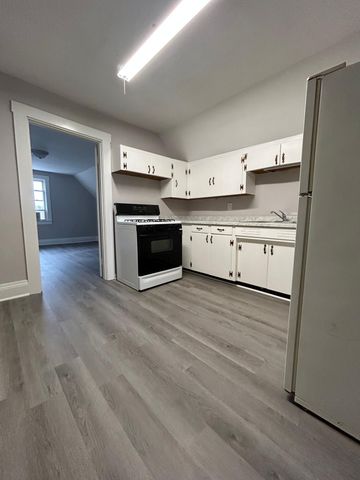 221 S Highland Street, Winchester, KY 40391