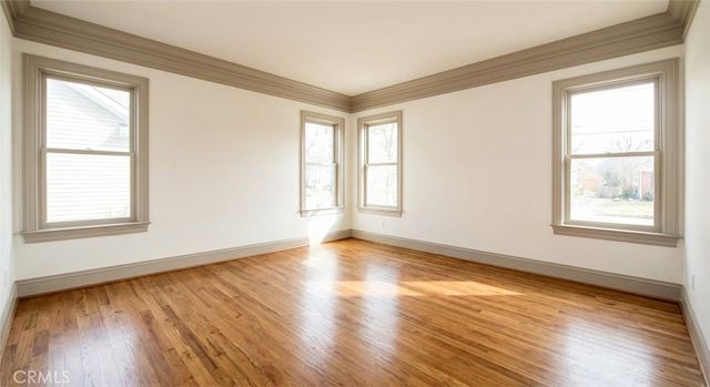 4239 S Raymond Avenue, Los Angeles, CA 90037