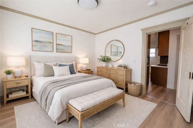 4239 S Raymond Avenue, Los Angeles, CA 90037