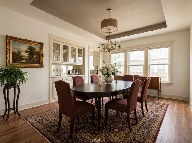 4239 S Raymond Avenue, Los Angeles, CA 90037