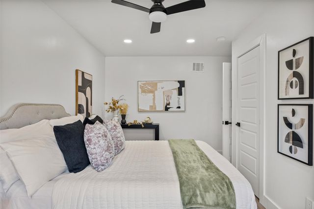 19005 Venture DR, Lago Vista, TX 78645