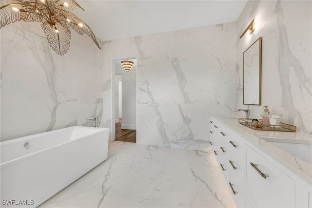 813 Cal Cove DR, Fort Myers, FL 33919