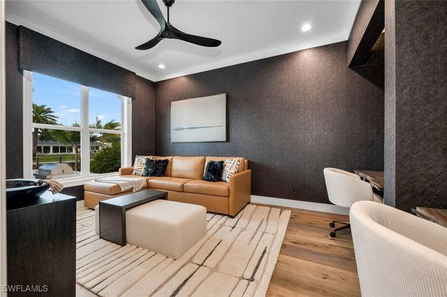 813 Cal Cove DR, Fort Myers, FL 33919