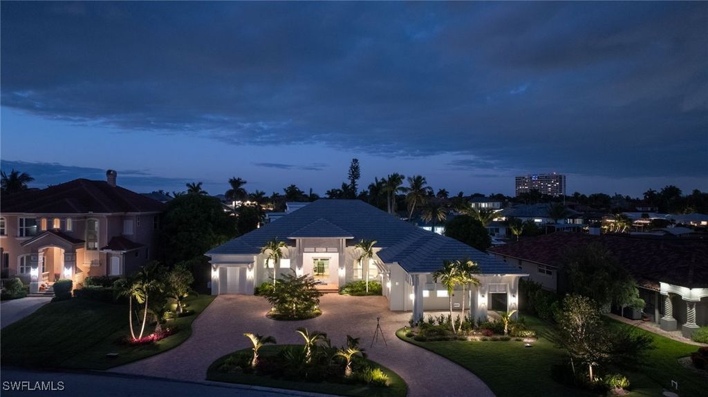 813 Cal Cove DR, Fort Myers, FL 33919