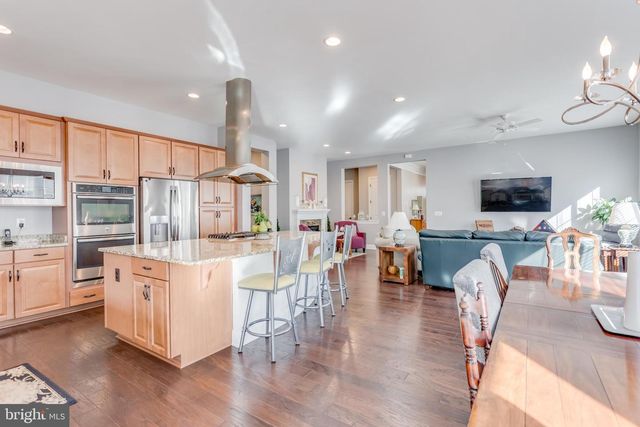 114 TURNSTONE LN, Lake Frederick, VA 22630