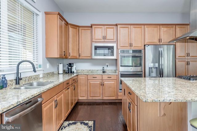 114 TURNSTONE LN, Lake Frederick, VA 22630