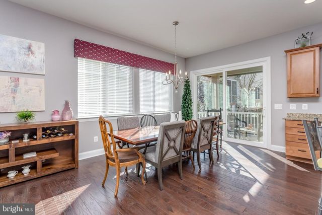 114 TURNSTONE LN, Lake Frederick, VA 22630