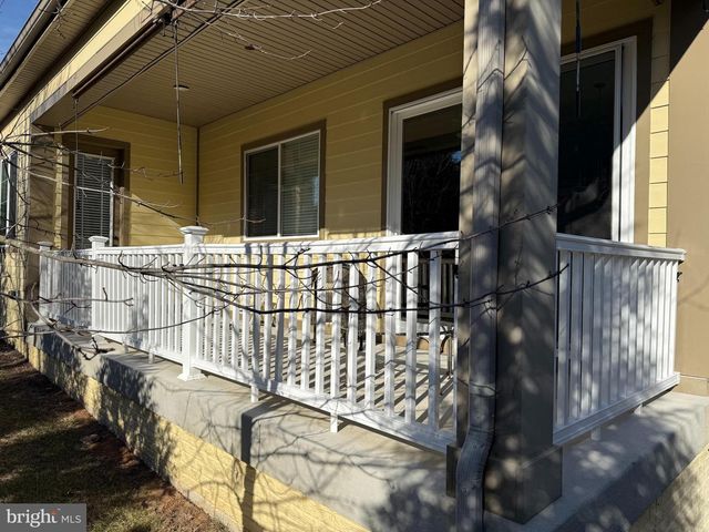 114 TURNSTONE LN, Lake Frederick, VA 22630