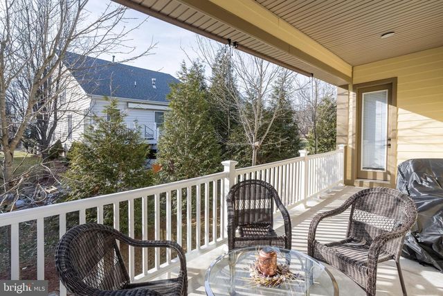 114 TURNSTONE LN, Lake Frederick, VA 22630