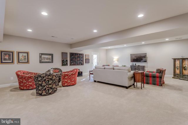 114 TURNSTONE LN, Lake Frederick, VA 22630