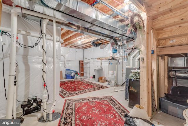 114 TURNSTONE LN, Lake Frederick, VA 22630