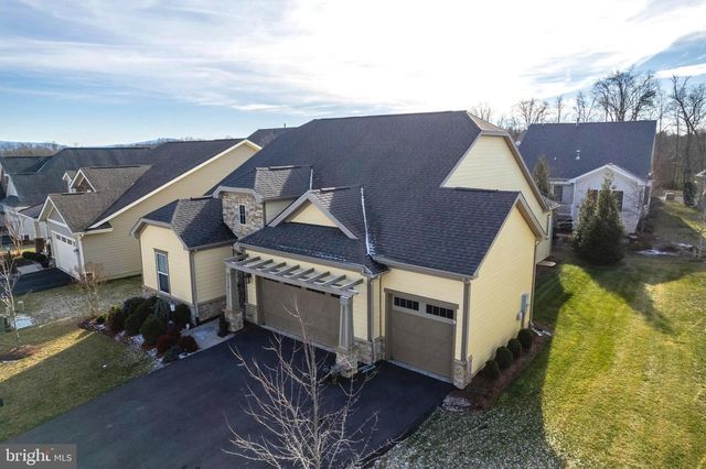 114 TURNSTONE LN, Lake Frederick, VA 22630