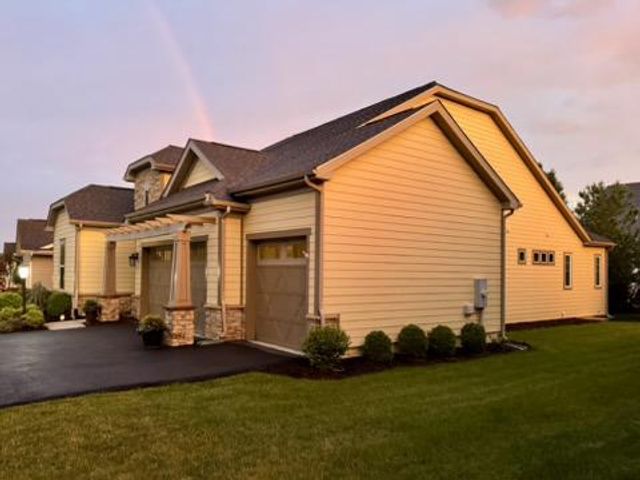 114 TURNSTONE LN, Lake Frederick, VA 22630