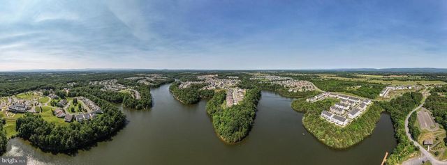 114 TURNSTONE LN, Lake Frederick, VA 22630