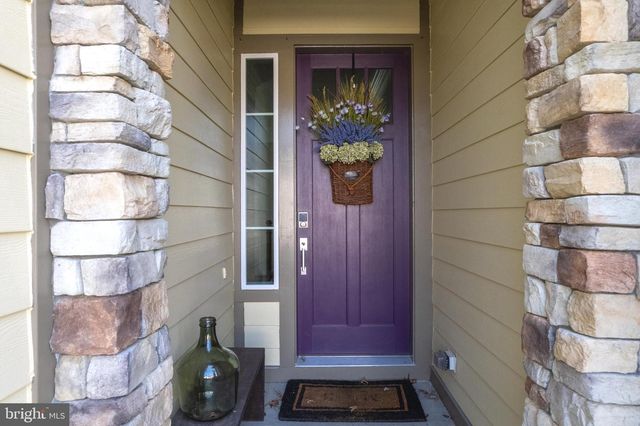 114 TURNSTONE LN, Lake Frederick, VA 22630