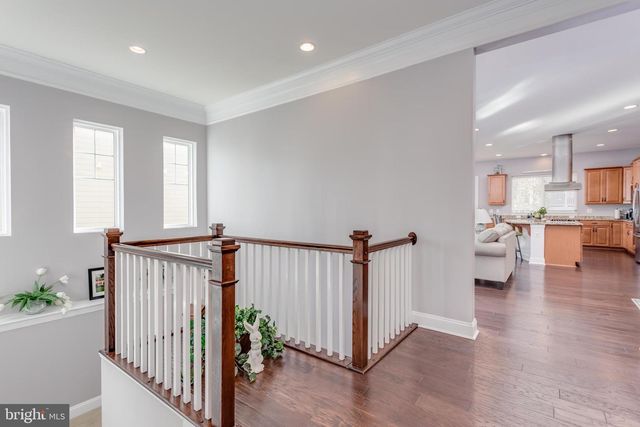 114 TURNSTONE LN, Lake Frederick, VA 22630