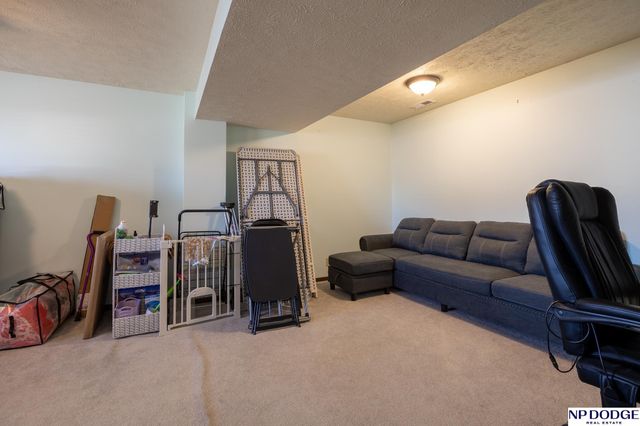 5011 W Saint Paul Avenue, Lincoln, NE 68524