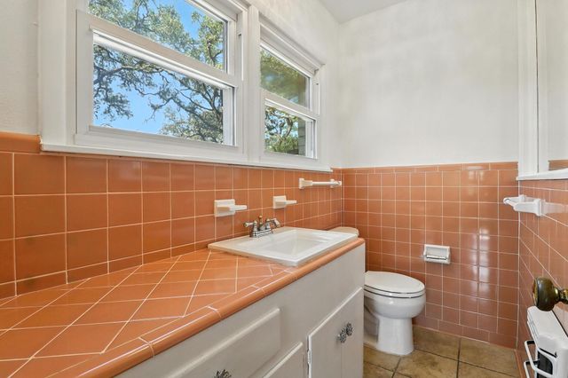 7505 Forest Wood RD, Austin, TX 78745