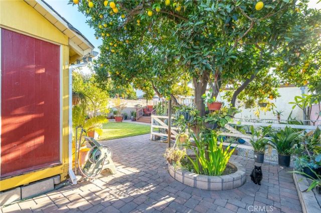 8543 6th, Downey, CA 90241