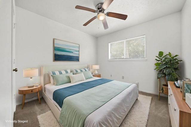 9 Capewood Court, The Woodlands, TX 77381