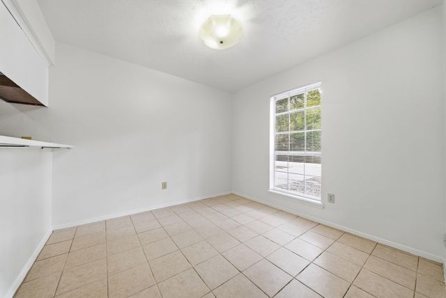 9 Capewood Court, The Woodlands, TX 77381