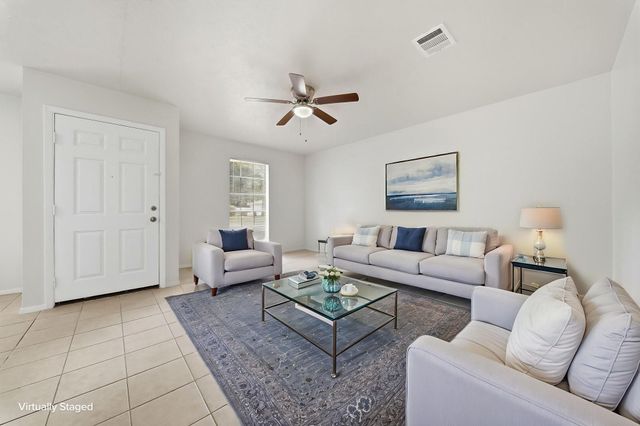 9 Capewood Court, The Woodlands, TX 77381
