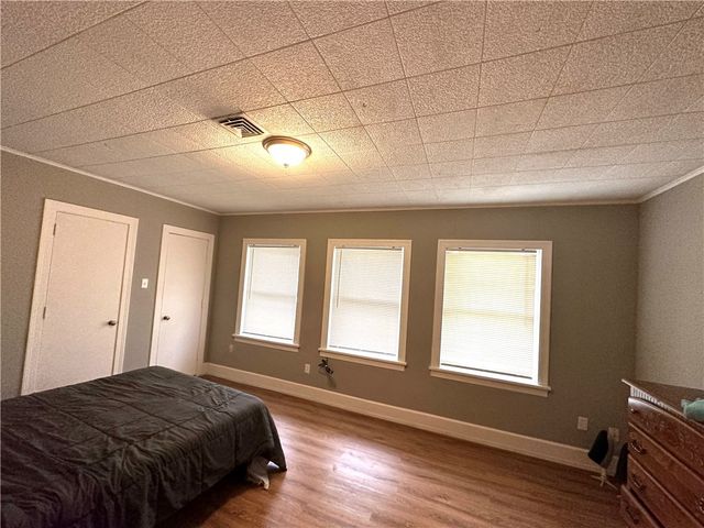 620 E Borden St, Sinton, TX 78387