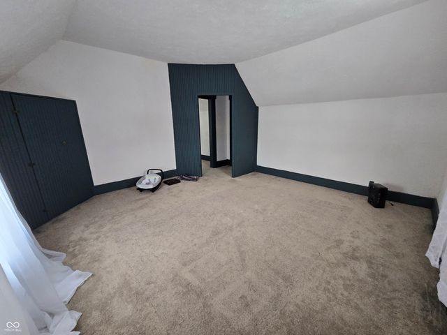 127 S Madison Street, Knightstown, IN 46148