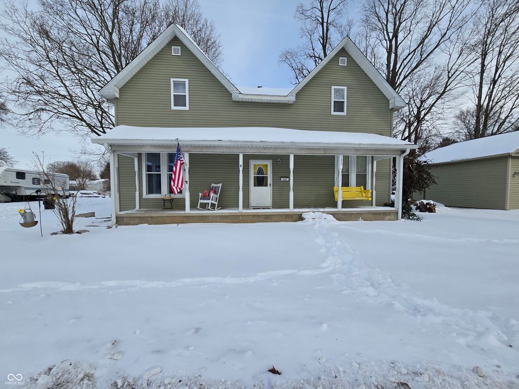 127 S Madison Street, Knightstown, IN 46148