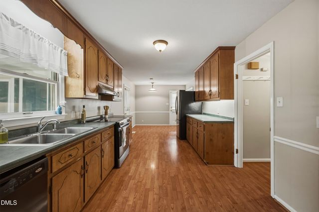 2909 Scuppernong Lane, Durham, NC 27703